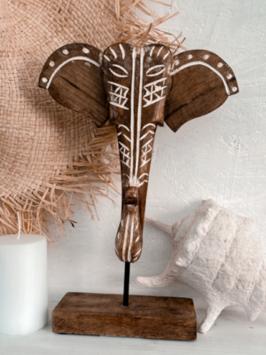 Elefant aus Holz